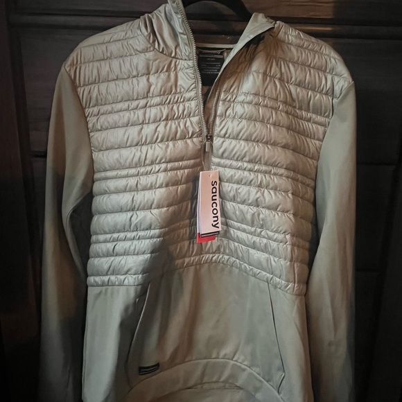 Saucony Men's Sage Green Quilted Jacket - Picture 1 of 4